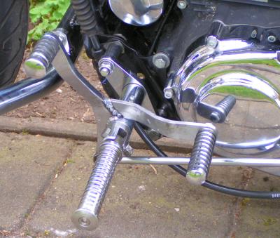 Detail of modified heel- and toe gearshift